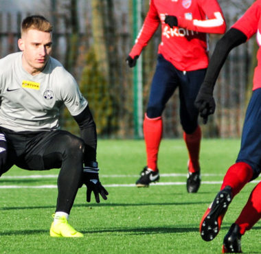 Adrian Cierpka (Warta Poznań)