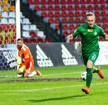 Robert Janicki (Warta Poznań) w meczu z Chojniczanką Chojnice