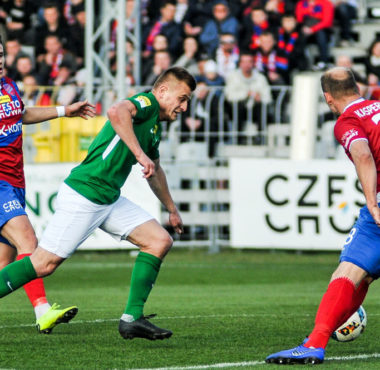 Raków Częstochowa - Warta Poznań. Michał Jakóbowski