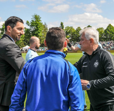 Warta Poznań - GKS Katowice 0:1. Trenerzy: Dariusz Dudek i Petr Nemec