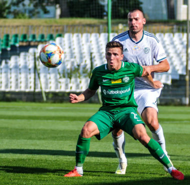 Śląsk Wrocław - Warta Poznań 1:0 w sparingu. Gracjan Jaroch