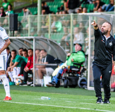 Śląsk Wrocław - Warta Poznań. Trener Piotr Tworek