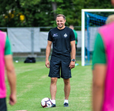 Dariusz Dudka na stażu trenerskim w Warcie Poznań
