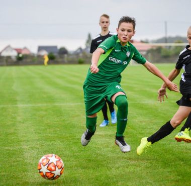 PKS Racot - Warta Poznań, zespół C2, trampkarze