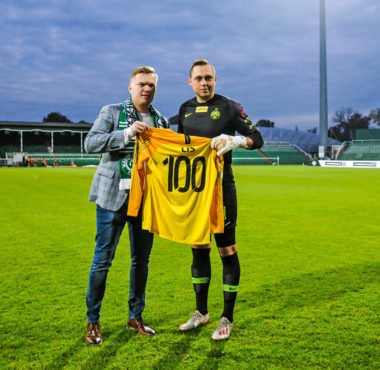 Sto występów Adriana Lisa w Warcie Poznań. Dyrektor sportowy Robert Graf