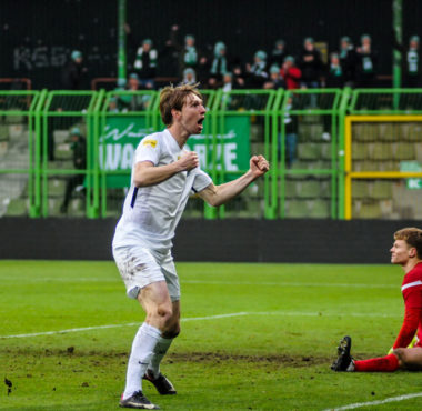 GKS Bełchatów - Warta Poznań 1:2. Łukasz Spławski