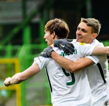 GKS Bełchatów - Warta Poznań 1:2. Łukasz Spławski i Adrian Laskowski