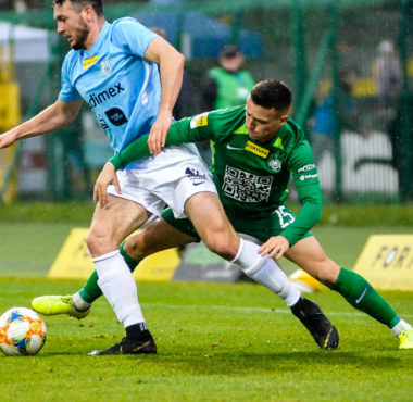 Stomil Olsztyn - Warta Poznań 1:3. Gracjan Jaroch