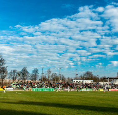 Ogródek, stadion Warty Poznań przy Drodze Dębińskiej 12; fot. Adam Ciereszko