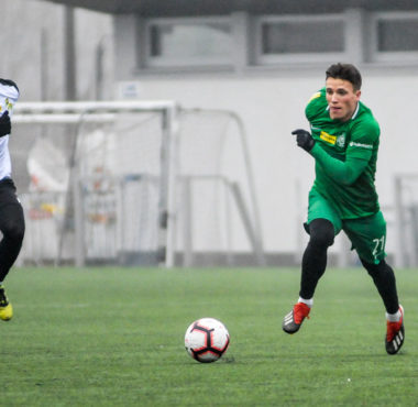 Warta Poznań - GKS Bełchatów 4:2 w sparingu. Gracjan Jaroch