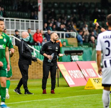 Warta Poznań - Sandecja Nowy Sącz 2:0. Trener Piotr Tworek