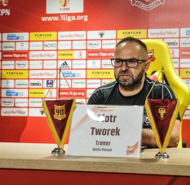 Chojniczanka Chojnice - Warta Poznań 1:2. Trener Piotr Tworek