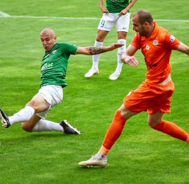 Zagłębie Lubin - Warta Poznań. Jakub Kuzdra