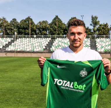 Mateusz Czyżycki piłkarzem Warty Poznań