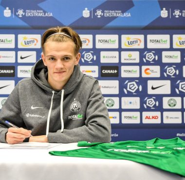 Bartłomiej Burman zawodnikiem Warty Poznań