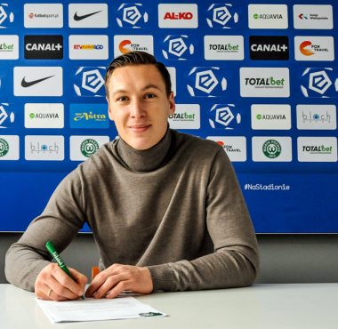 Nowy kontrakt Mateusza Kupczaka z Wartą Poznań