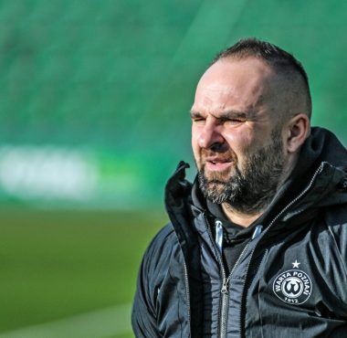 Sparing Warta Poznań - Widzew Łódź 3:1. Trener Piotr Tworek