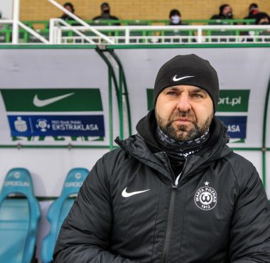 Warta Poznań - Cracovia 1:0. Trener Piotr Tworek