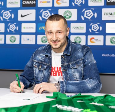 Adam Zrelak piłkarzem Warty Poznań