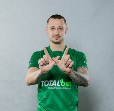 Adam Zrelak napastnik Warty Poznań