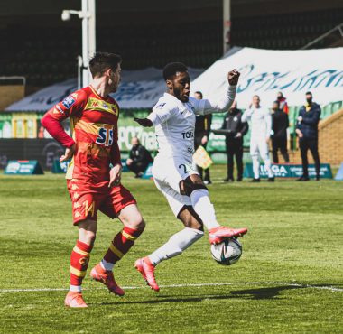 Warta Poznań - Jagiellonia Białystok 2:0. Makana Baku; fot. Klaudia Berda
