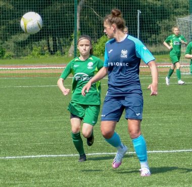 AZS UAM Poznań - Warta Poznań 5:1 w meczu IV ligi kobiet