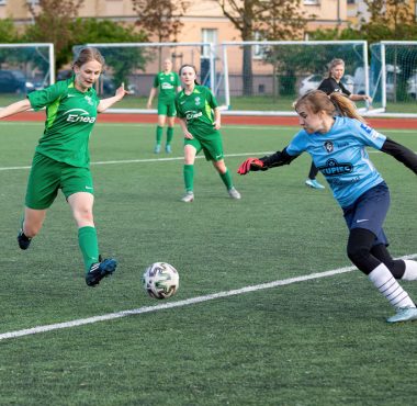 Warta Poznań - AZS PWSZ Konin 8:0 w meczu IV ligi kobiet