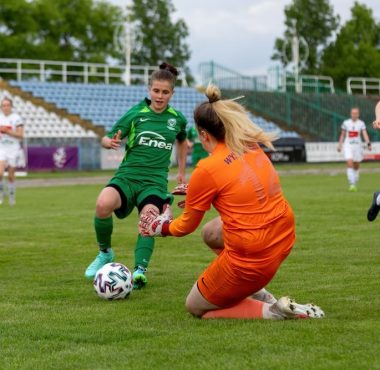 Piłkarki Warty Poznań pokonały UKS Górnicza Konin