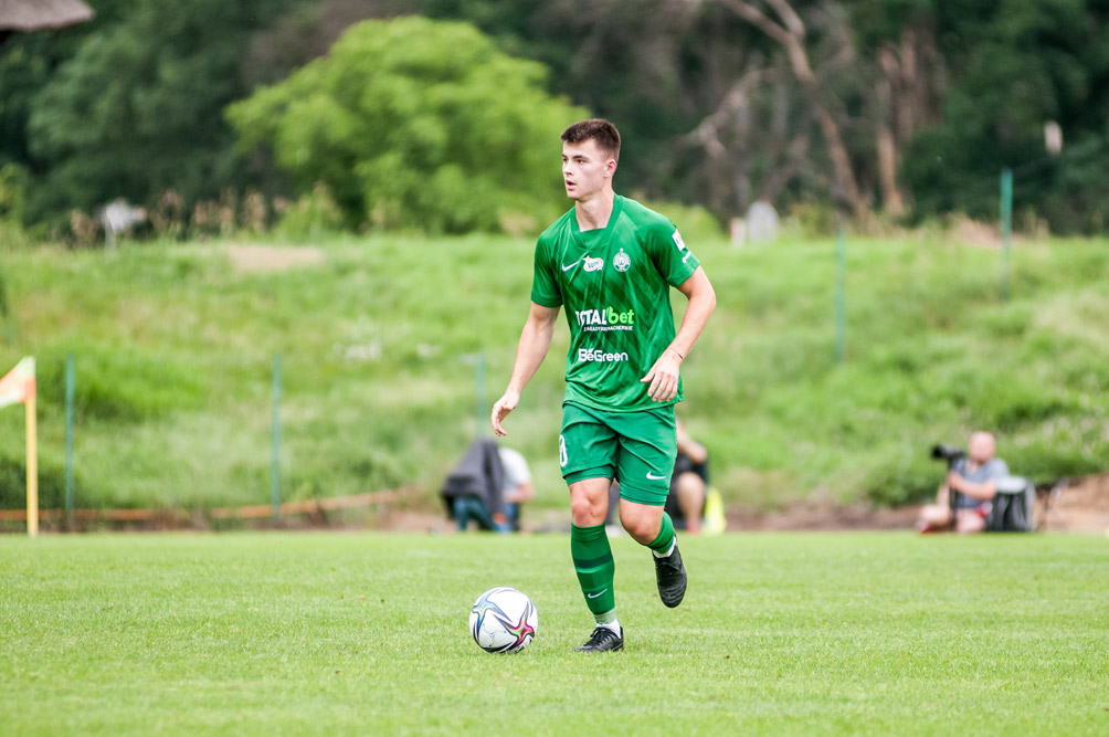 Wiktor Pleśnierowicz w sparingu Pogoń Szczecin - Warta Poznań