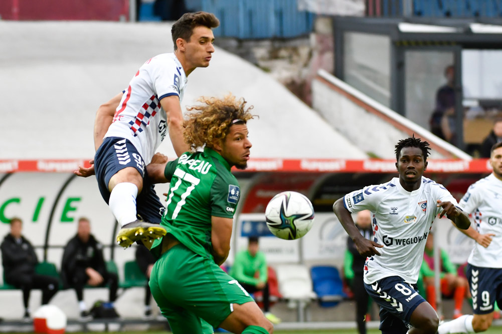 Górnik Zabrze - Warta Poznań 1:0. Jayson Papeau. Skrót meczu, wideo