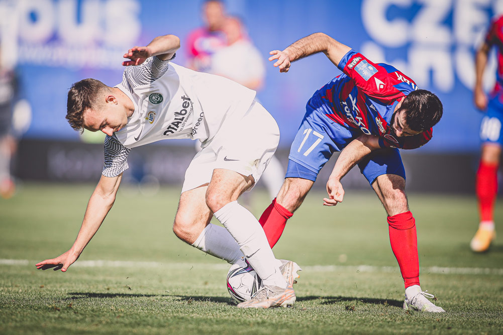 Raków Częstochowa - Warta Poznań 3:0. Konrad Matuszewski