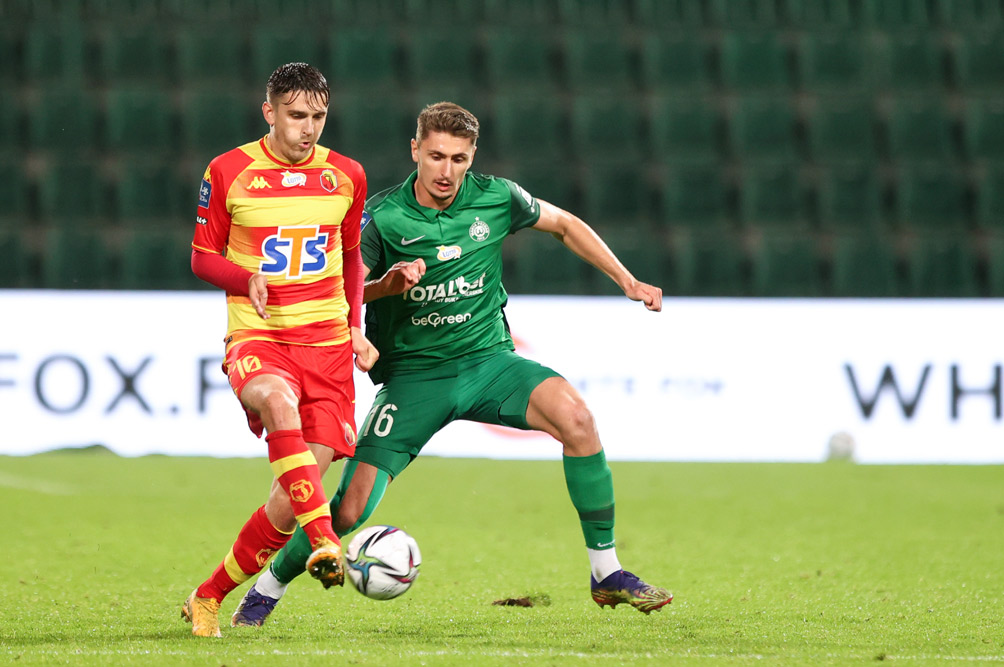 Aleks Ławniczak z Warty Poznań przeszedł zabieg artroskopii kolana