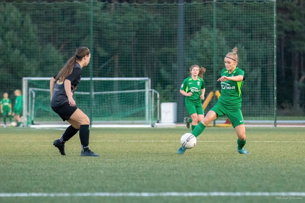 Piłkarki Warty Poznań pokonały AZS PWSZ Konin 16:0