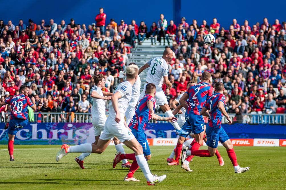 Raków Częstochowa - Warta Poznań 3:0. Szczegółowe statystyki; Łukasz Trałka
