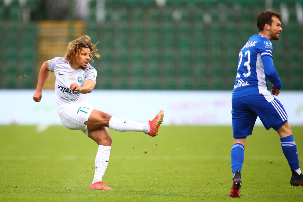 Warta Poznań - Wisła Płock 1:2. Jayson Papeau; skrót meczu, wideo