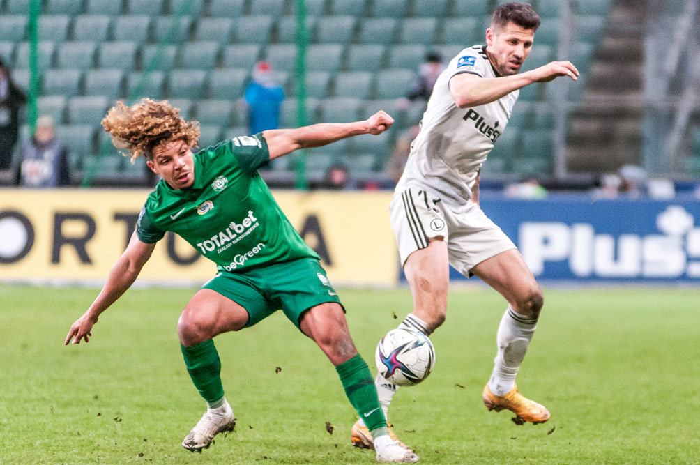 Legia Warszawa - Warta Poznań 0:1. Jayson Papeau