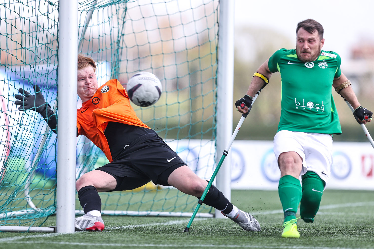 Powołania do reprezentacji Polski w amp futbolu. Przemysław Nadobny i Marcin Oleksy z Warty Poznań