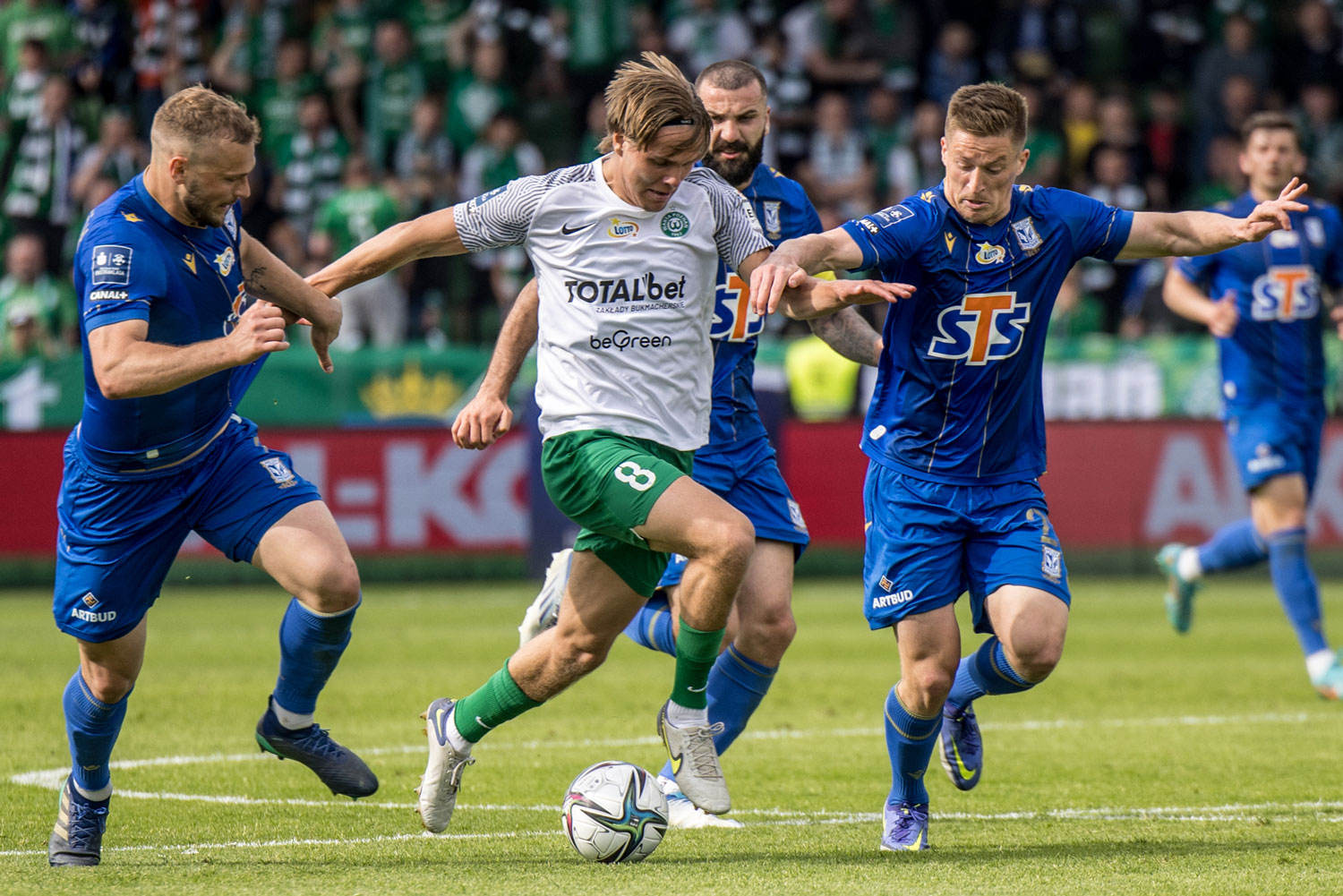 Warta Poznań - Lech Poznań 1:2. Niilo Maenpaa; szczegółowe statystyki