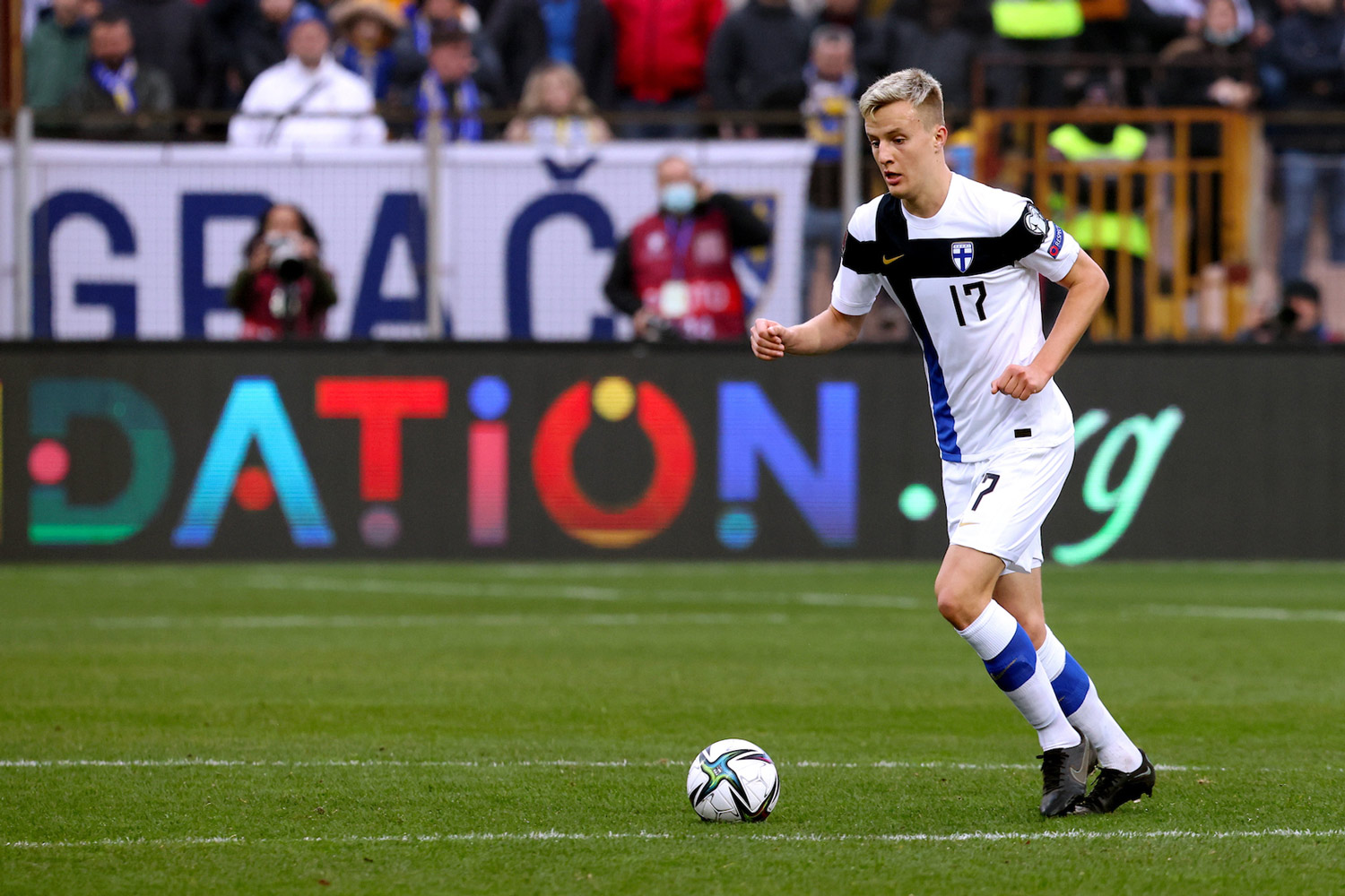 Robert Ivanov (Warta Poznań) w meczu reprezentacji Finlandii