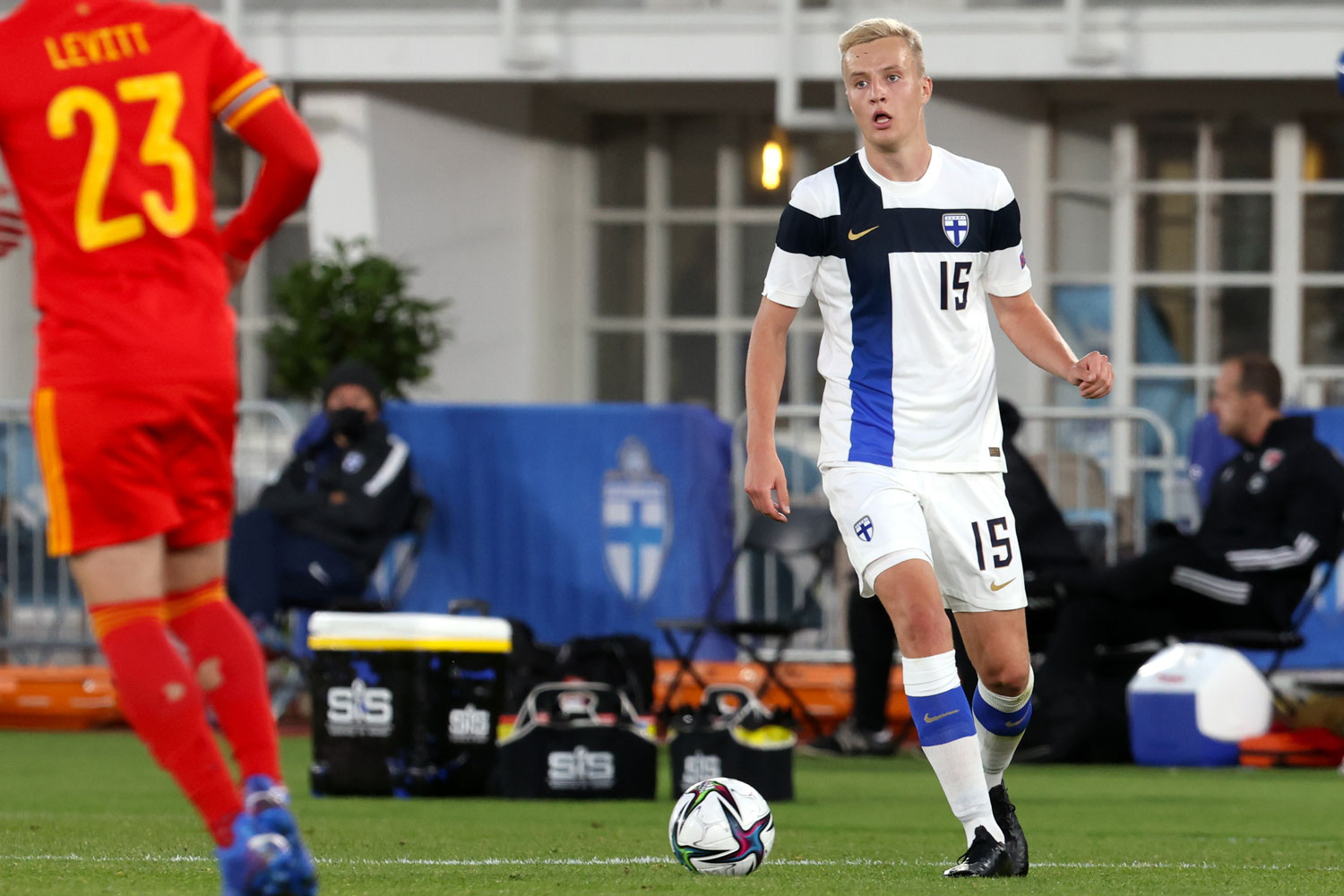 Robert Ivanov (Warta Poznań) w meczu reprezentacji Finlandii