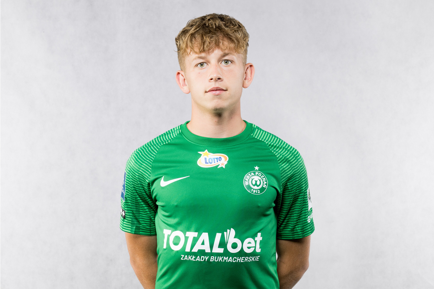 Szymon Sarbinowski w kadrze pierwszej drużyny Warty Poznań