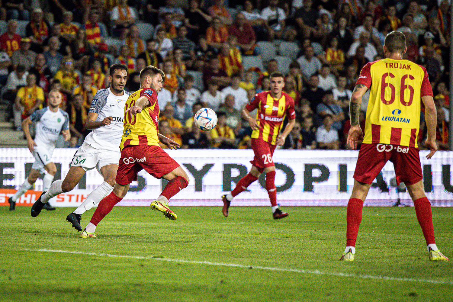 Korona Kielce - Warta Poznań 0:1. Opinie trenerów, Skrót meczu, wideo, Dimitris Stavropoulos