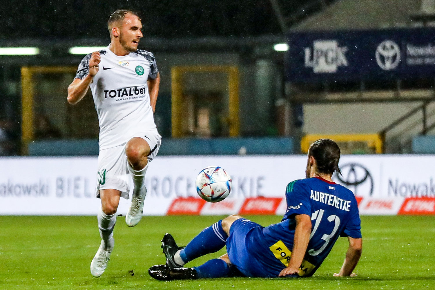 Miedź Legnica - Warta Poznań 1:2. Miłosz Szczepański; szczegółowe statystyki