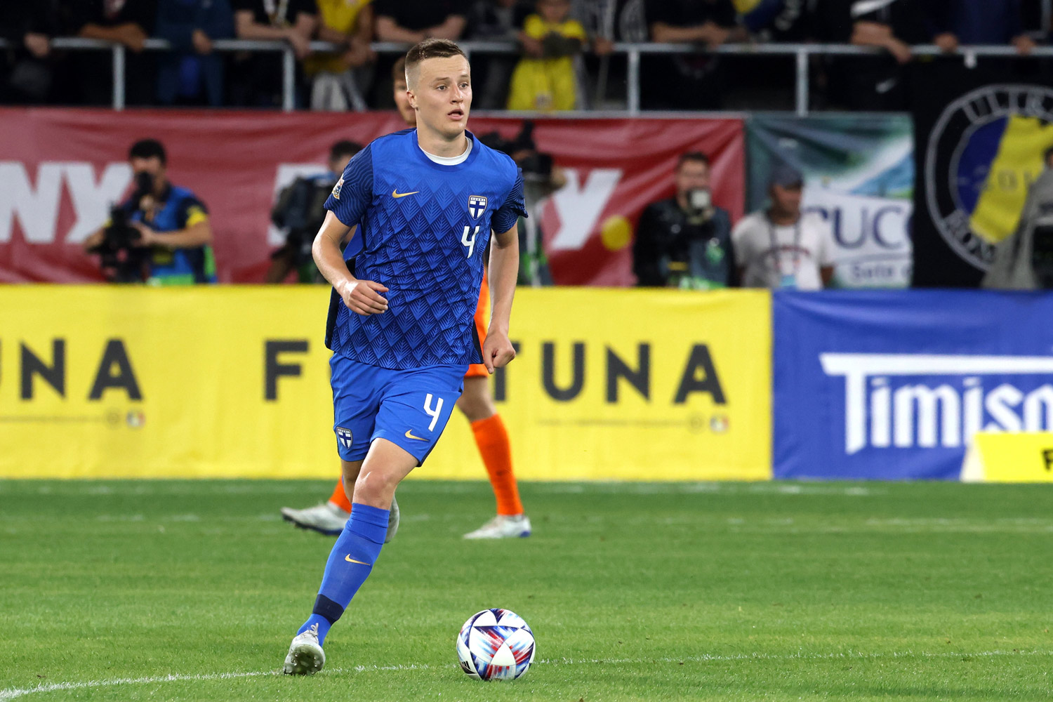 Robert Ivanov (Warta Poznań) w meczu reprezentacji Finlandii