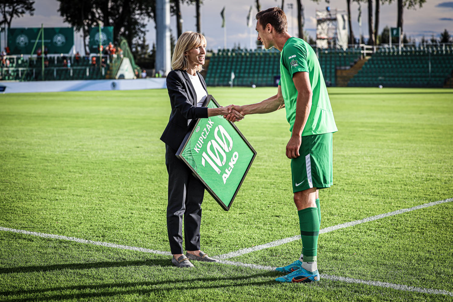 Sto meczów Mateusz Kupczaka w Warcie Poznań. Paulina Sypniewska