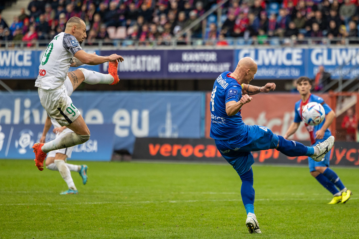 Piast Gliwice - Warta Poznań 0:2. Adam Zrelak, skrót wideo