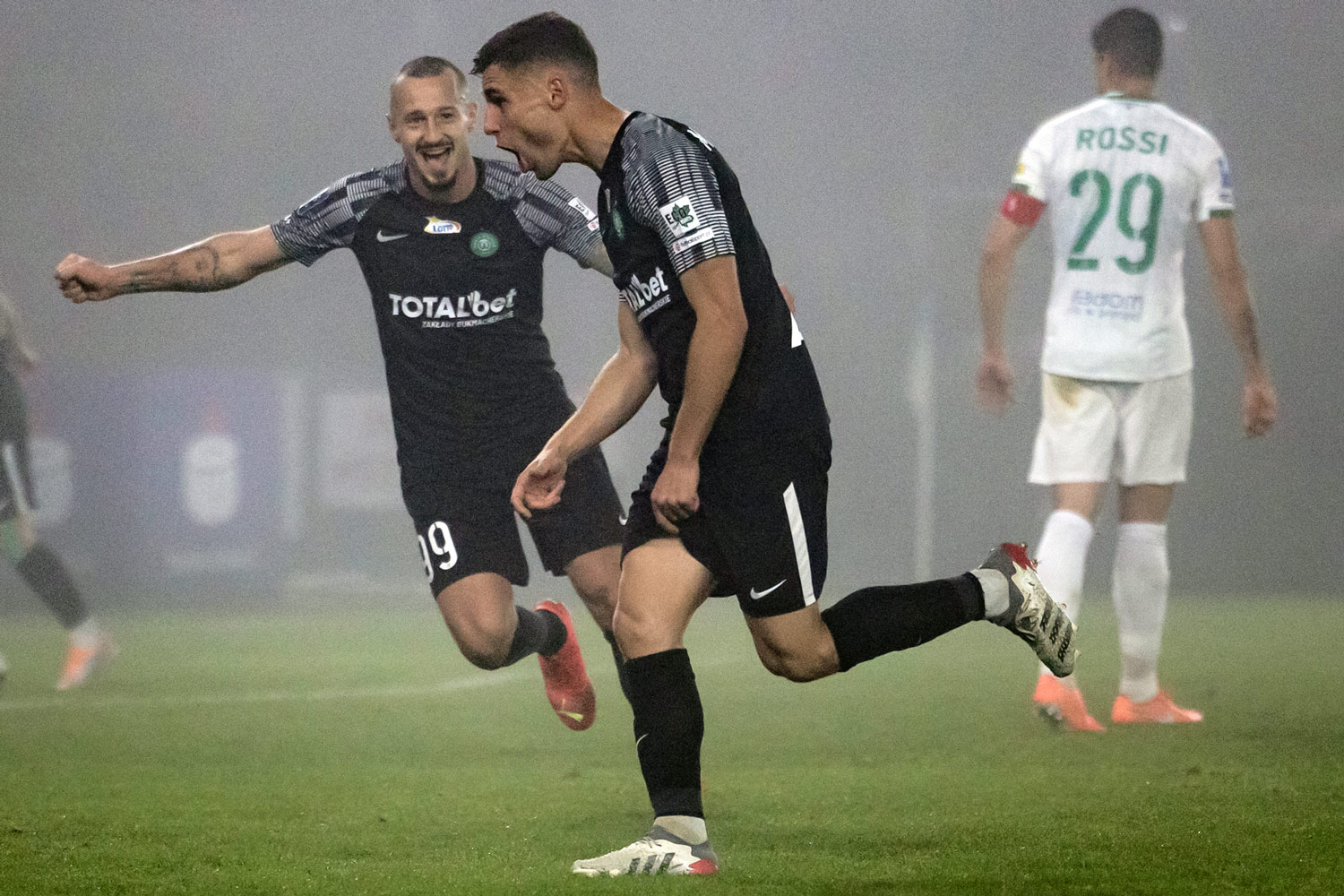 Radomiak Radom - Warta Poznań 2:3. Miguel Luis, Adam Zrelak. Najskuteczniejsi w Warcie Poznań
