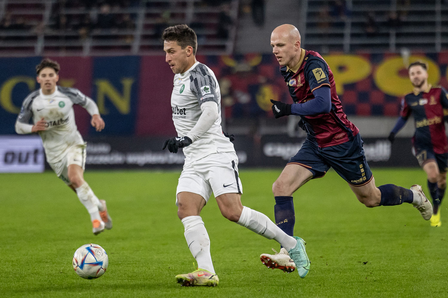 Pogoń Szczecin - Warta Poznań 3:1. Skrót meczu, wideo, Jakub Kiełb